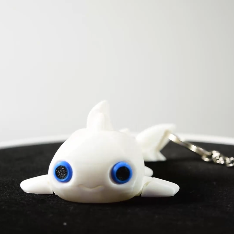 Adorable White Shark 3D Keychain – Cute Ocean Animal Bag Charm